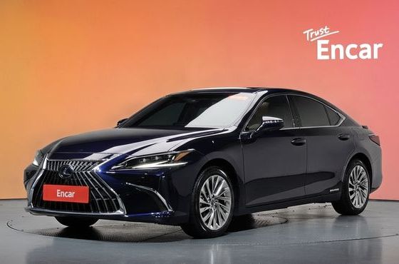 Lexus ES Executive — пробег 6 296 км — фото 1 из 5