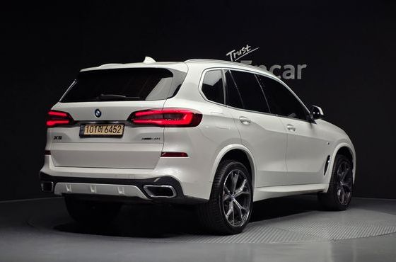 BMW X5 xDrive 40i M Sport — пробег 43 021 км — фото 2 из 5