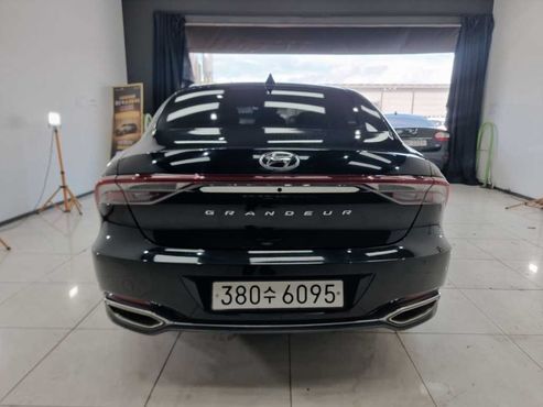 Hyundai Grandeur 2.5 Premium — пробег 98 000 км — фото 3 из 5