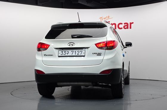 Hyundai Tucson Diesel 2WD LMX20 Premium — пробег 190 890 км — фото 4 из 5