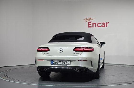Mercedes-Benz E-Class E450 4MATIC Cabriolet — пробег 18 192 км — фото 4 из 5