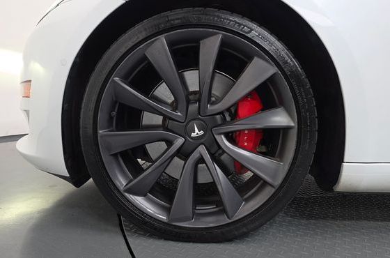 Tesla Model 3 Performance AWD — пробег 80 307 км — фото 5 из 5