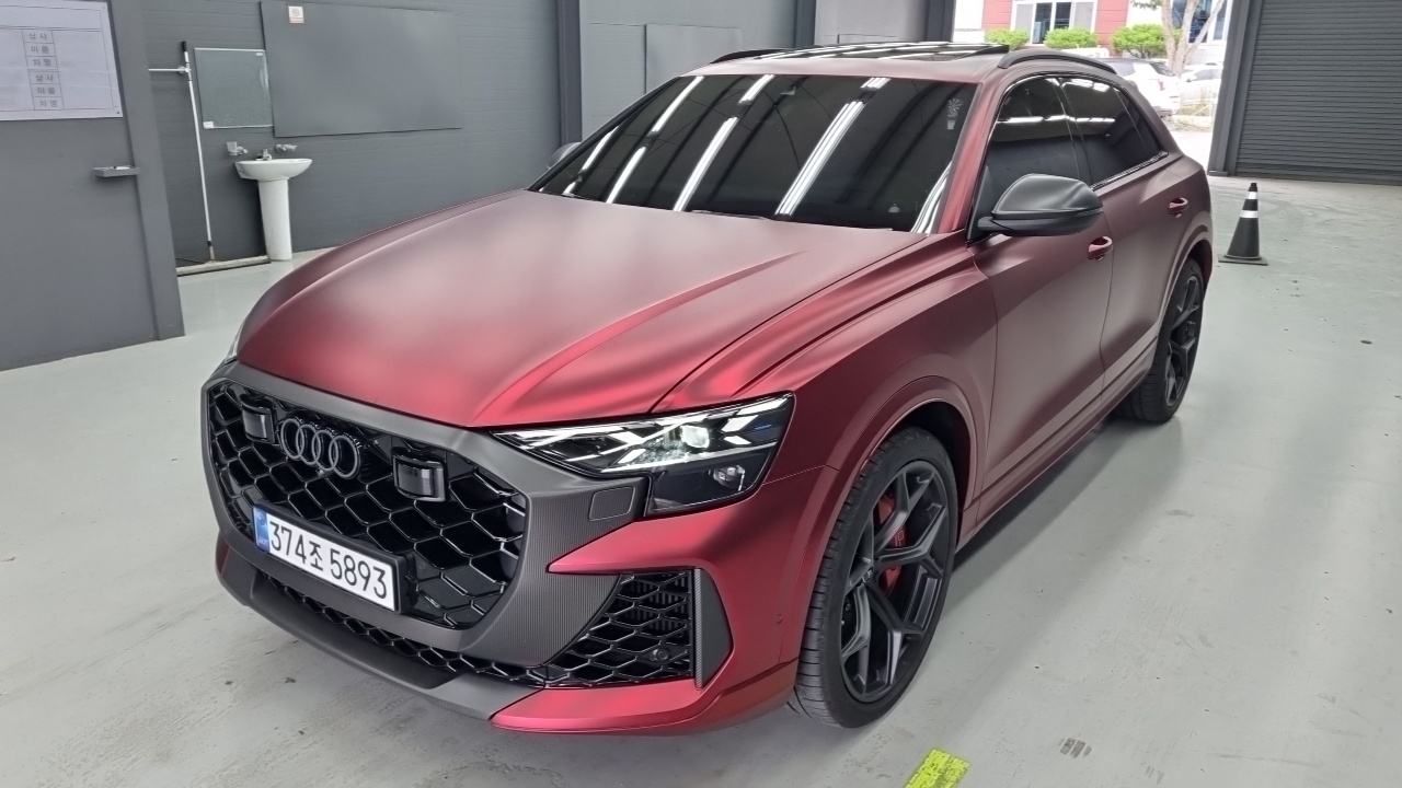 Audi RSQ8 4.0 TFSI Quattro Performance — пробег 9 000 км — фото 1 из 5