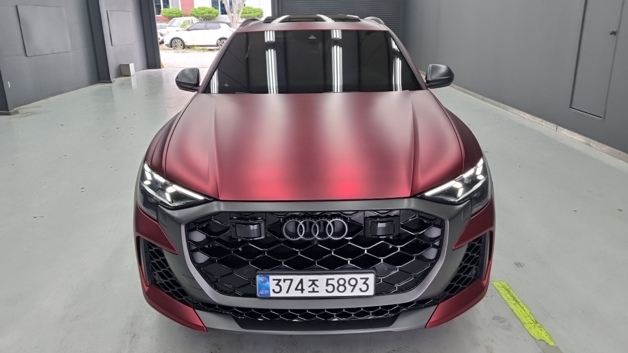 Audi RSQ8 4.0 TFSI Quattro Performance — пробег 9 000 км — фото 3 из 5