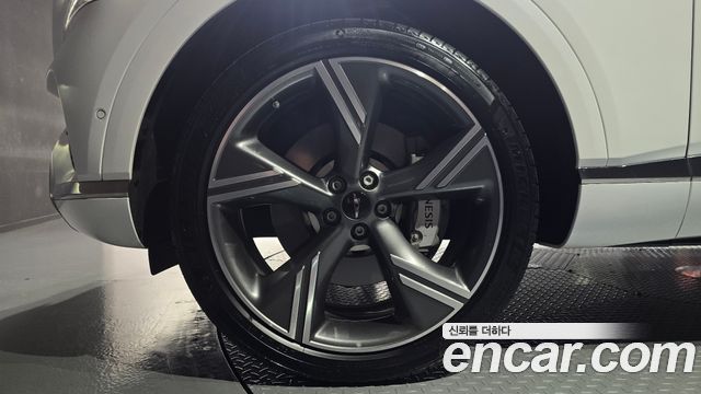 Genesis GV80 из Кореи Encar