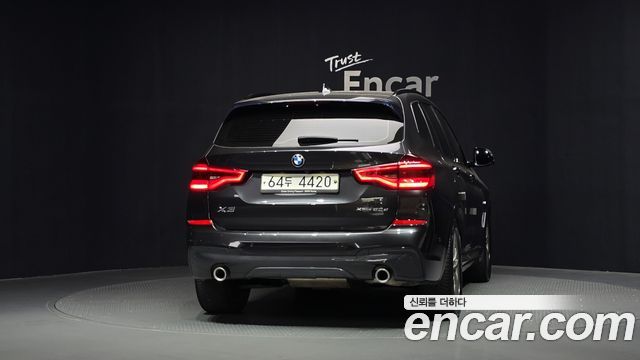 BMW X3 xDrive 20d M Sport — пробег 121 599 км — фото 4 из 5