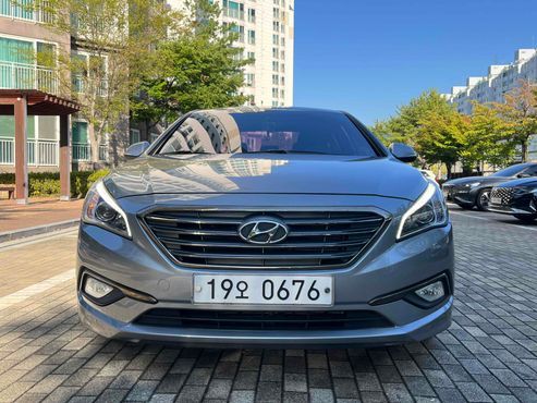 Hyundai Sonata 2.0 Smart — пробег 126 000 км — фото 2 из 5