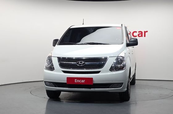 Hyundai Starex 5-Seater VAN CVX Luxury — пробег 198 532 км — фото 3 из 5