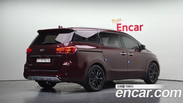 Kia Carnival из Кореи Encar