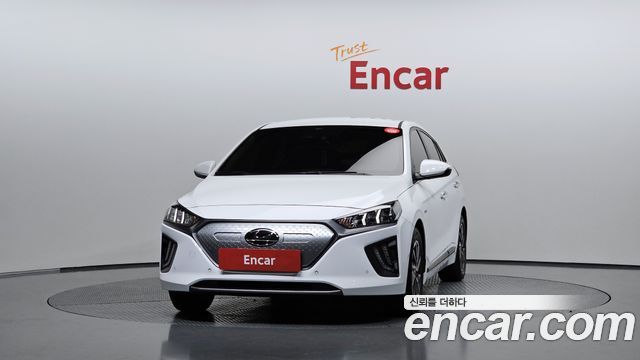 Hyundai Ioniq Q — пробег 108 789 км — фото 3 из 5