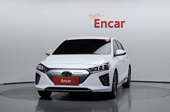 Hyundai Ioniq Q — пробег 108 789 км — фото 3 из 5