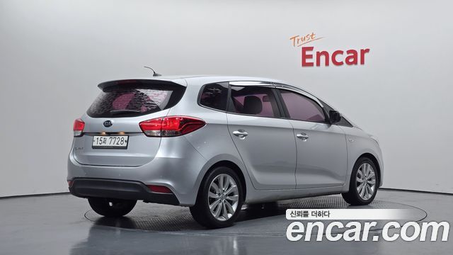 Kia Carens из Кореи Encar