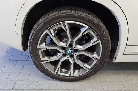 BMW X1 xDrive 20i M Sport — пробег 88 231 км — фото 5 из 5