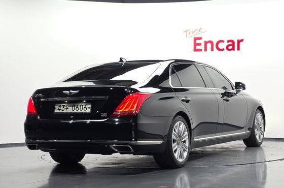 Genesis EQ900 5.0 GDI AWD Limousine Prestige — пробег 283 509 км — фото 2 из 5