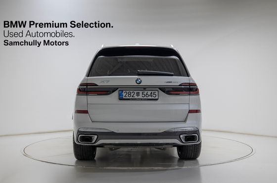 BMW X7 xDrive 40i M Sport 6STR — пробег 5 700 км — фото 3 из 5