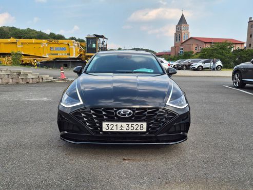 Hyundai Sonata 2.0 Premium Plus — пробег 51 000 км — фото 1 из 5