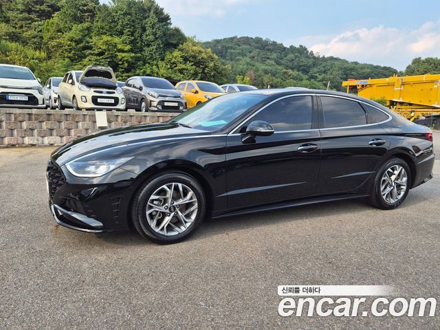 Hyundai Sonata 2.0 Premium Plus — пробег 51 000 км — фото 2 из 5