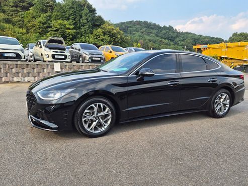 Hyundai Sonata 2.0 Premium Plus — пробег 51 000 км — фото 2 из 5