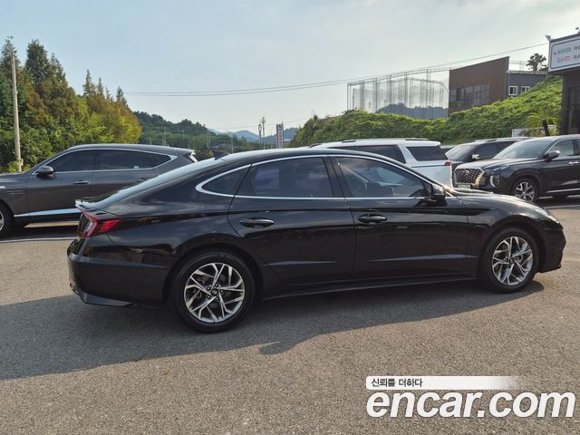 Hyundai Sonata 2.0 Premium Plus — пробег 51 000 км — фото 4 из 5