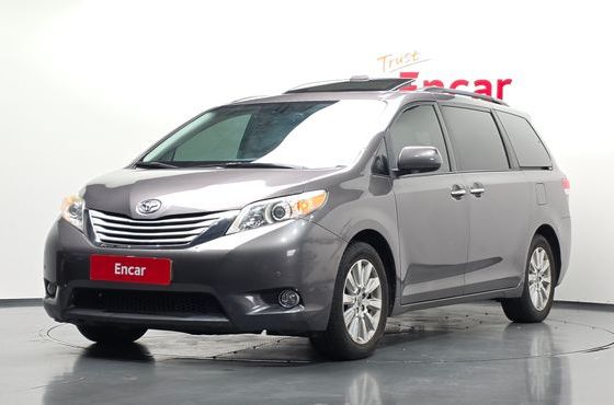 Toyota Sienna 3.5 AWD — пробег 234 829 км — фото 1 из 5