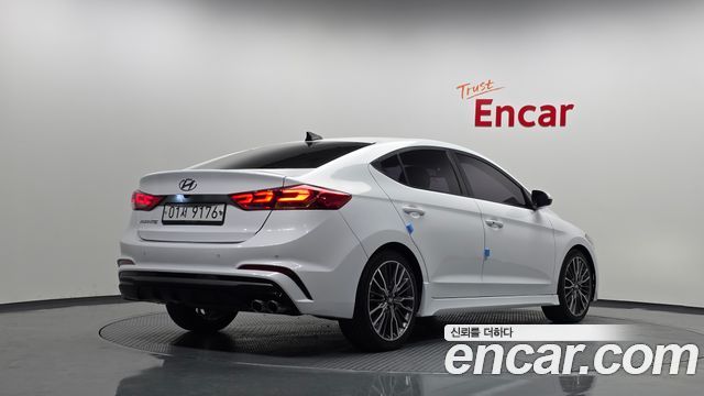 Hyundai AVANTE из Кореи Encar
