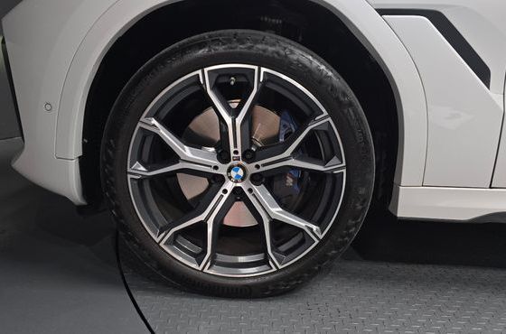 BMW X6 xDrive40i M Sport — пробег 34 020 км — фото 5 из 5