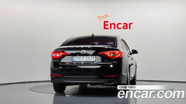 Hyundai Sonata LPI Premium — пробег 175 447 км — фото 4 из 5