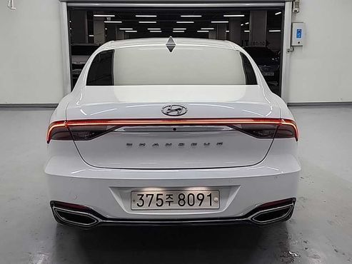 Hyundai Grandeur 2.5 Premium — пробег 110 385 км — фото 3 из 5