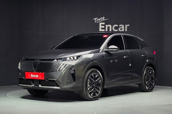 Peugeot 3008 1.2 Hybrid GT — пробег 3 284 км — фото 1 из 5