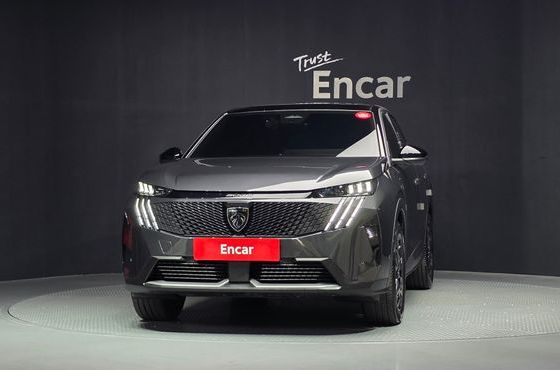 Peugeot 3008 1.2 Hybrid GT — пробег 3 284 км — фото 3 из 5