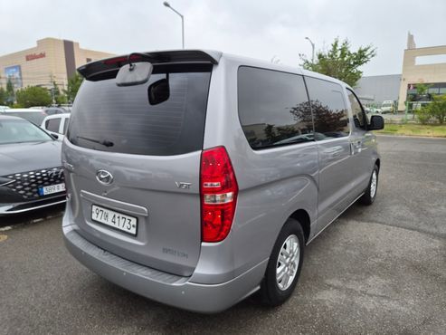 Hyundai Starex Van 5-Seater Smart — пробег 83 300 км — фото 5 из 5