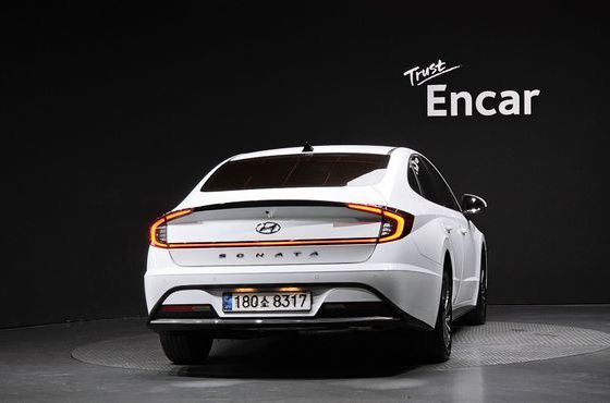 Hyundai Sonata Premium — пробег 141 209 км — фото 4 из 5