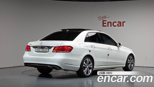 Mercedes-Benz E-Class E300 4MATIC Avantgarde — пробег 37 181 км — фото 2 из 5