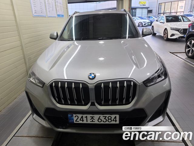 BMW X1 xDrive 20i M Sport — пробег 10 583 км — фото 1 из 5