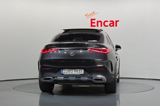 Mercedes-Benz GLC-Class GLC300 4MATIC Coupe — пробег 49 983 км — фото 4 из 5