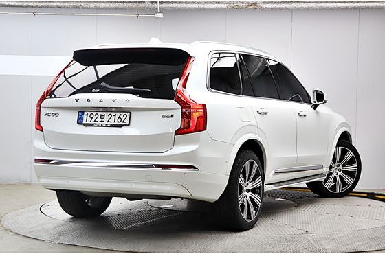 Volvo XC90 B6 Ultimate Bright — пробег 46 540 км — фото 2 из 5