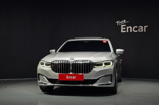 BMW 7-Series 750Li xDrive Design Pure Excellence — пробег 82 753 км — фото 3 из 5