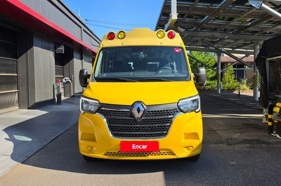 Renault (Samsung) Master School Bus 15-Seater — пробег 31 438 км — фото 3 из 5