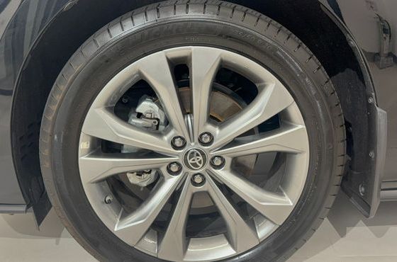 Toyota Sienna 2.5 Hybrid 2WD — пробег 9 345 км — фото 5 из 5