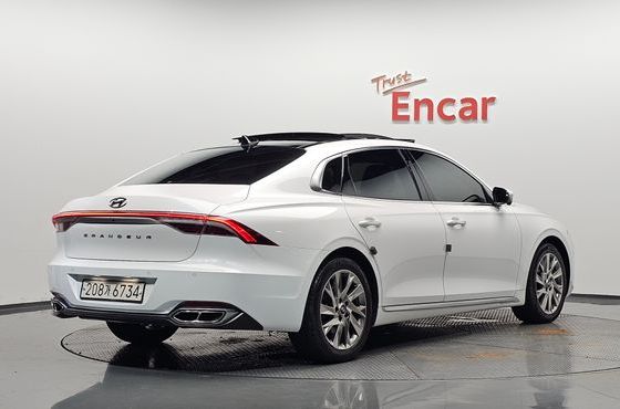 Hyundai Grandeur Calligraphy — пробег 135 044 км — фото 2 из 5