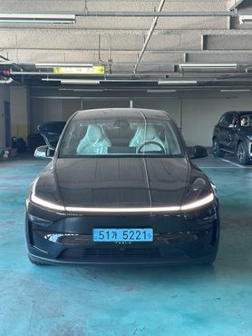 Tesla Model Y L Long Range AWD — пробег 11 км — фото 1 из 5