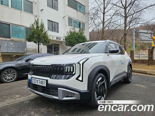 Kia Seltos Gasoline 1.6T 2WD Prestige — пробег 8 000 км — фото 3 из 5