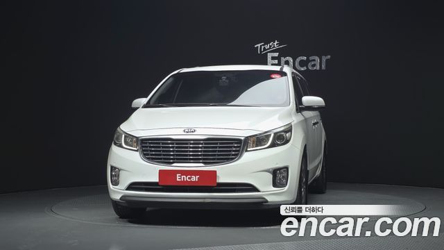 Kia Carnival из Кореи Encar