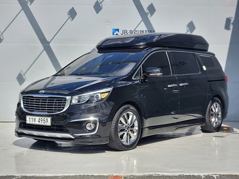 Kia Carnival 9-seater Hi-Limousine Prestige — пробег 118 990 км — фото 1 из 5