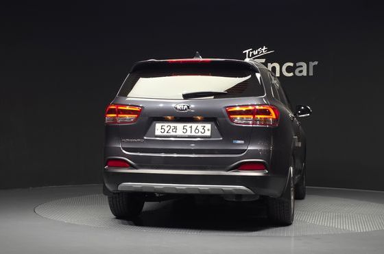 Kia Sorento Diesel 2.0 2WD Noblesse — пробег 58 050 км — фото 4 из 5