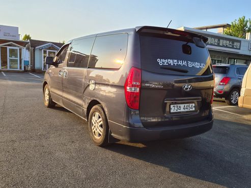 Hyundai Starex 12-Seater Wagon Modern — пробег 184 700 км — фото 5 из 5