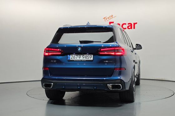 BMW X5 xDrive 40i M Sport — пробег 27 611 км — фото 4 из 5