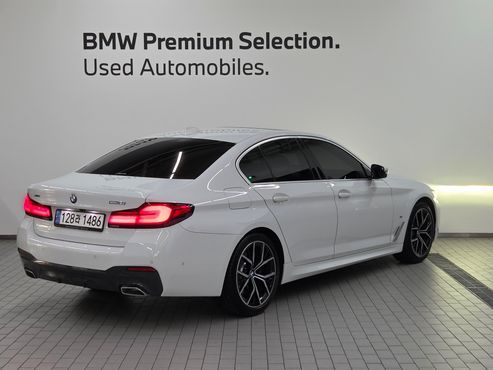 BMW 5-Series 530i xDrive M Sport Package — пробег 37 500 км — фото 3 из 5