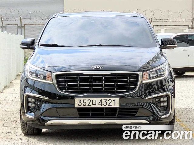 Kia Carnival из Кореи Encar