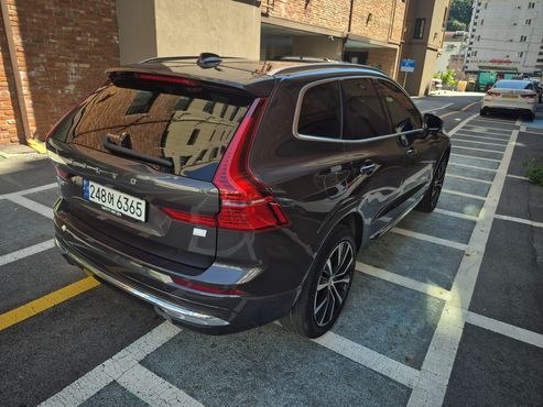 Volvo XC60 T8 Ultimate Bright — пробег 38 974 км — фото 4 из 5